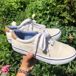 Tommy Hilfiger shoes almost never-worn.